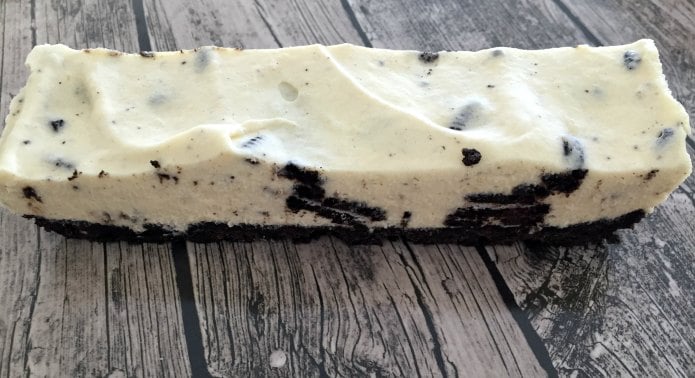 Oreo Cheesecake Slice 3