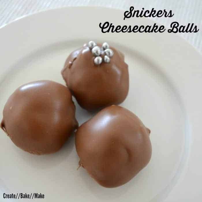 Snickers Cheesecake Balls