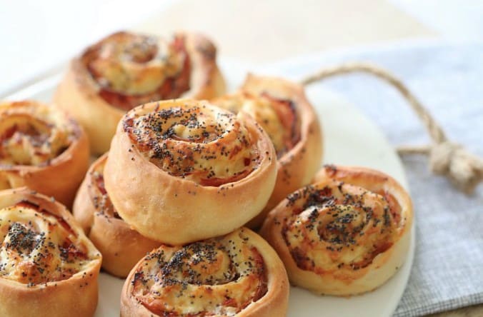 the best ham and cheese scrolls!