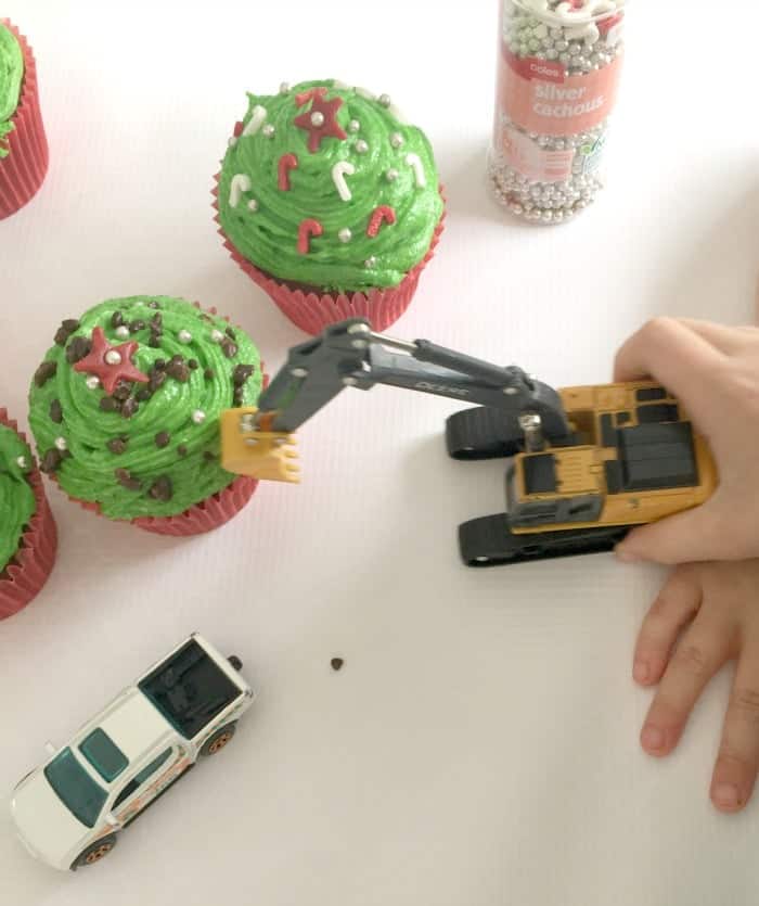 Christmas Tree Cupcakes 6