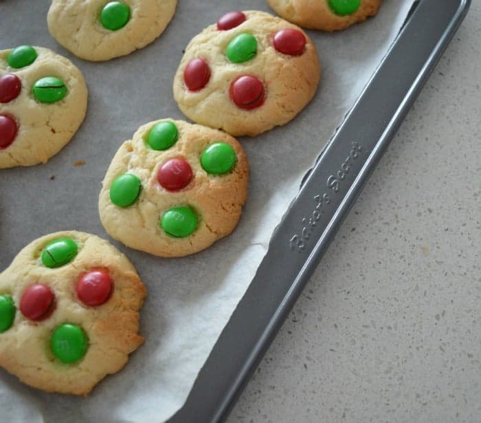 Vanilla Christmas Cookies and Win a Bakers Secret Gift Pack - Create