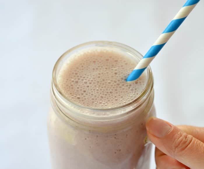 Easy Banana Smoothie Recipe