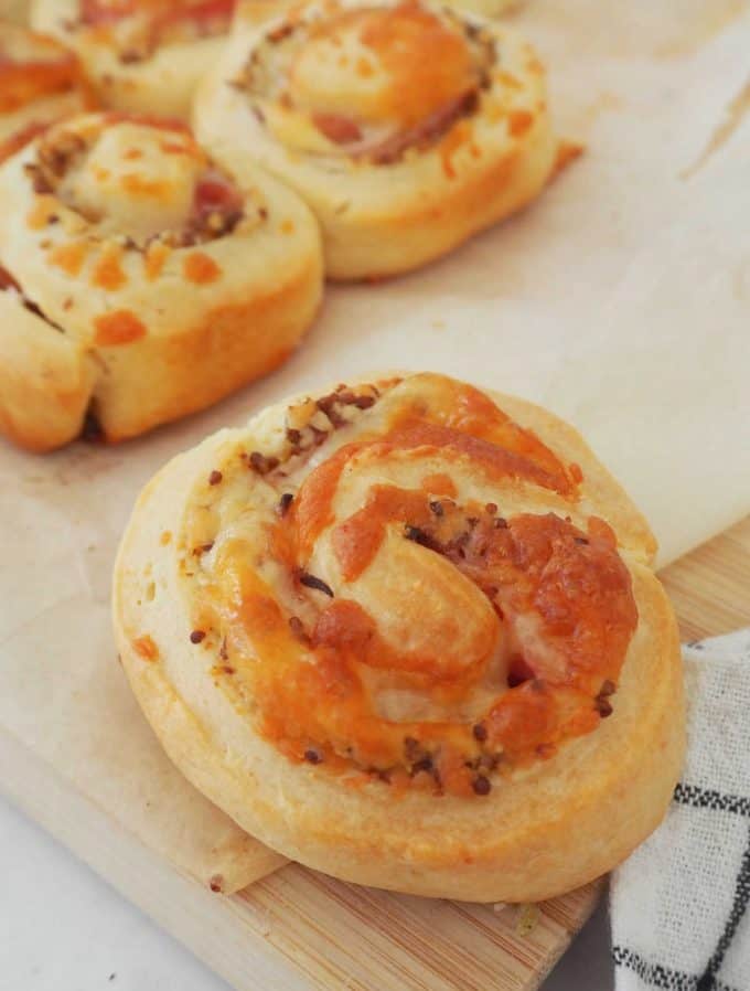 Easy Ham and Cheese Scrolls Create Bake Make