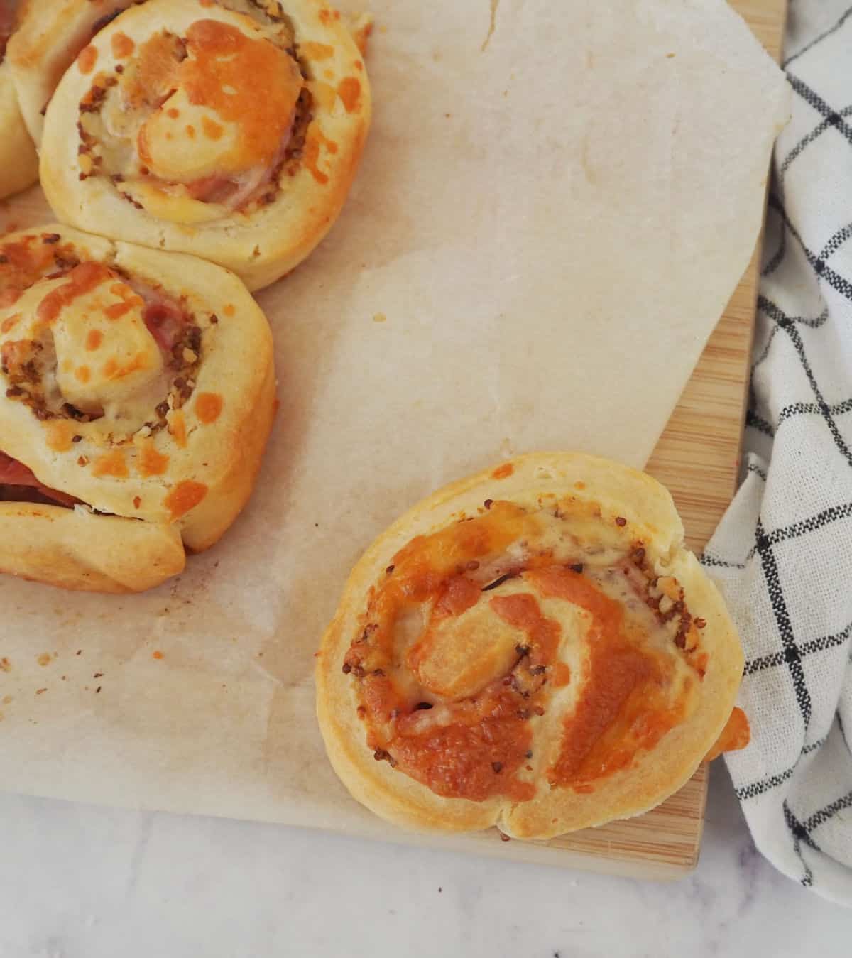 Easy Ham and Cheese Scrolls Create Bake Make