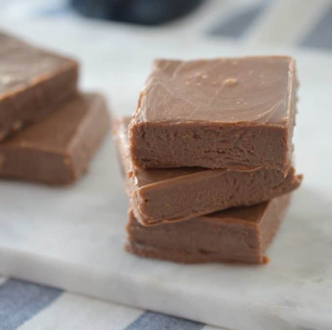 3 Ingredient Chocolate Baileys Fudge