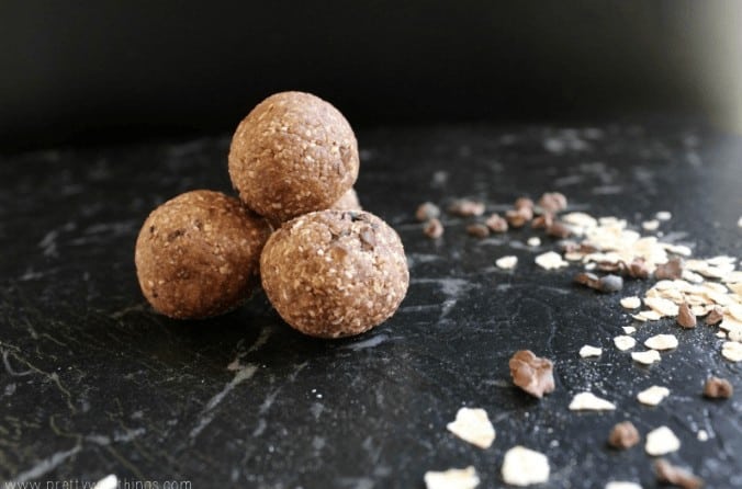 Low Fat Chocolate Chip Bliss Balls