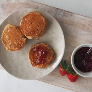 Easy Apple Pikelets Recipe with both regular and Thermomix instructions included.