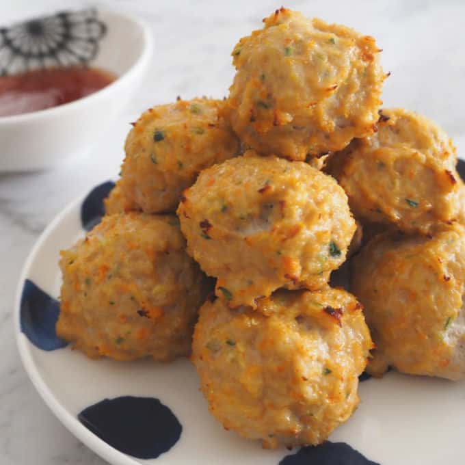 Baked Sweet Chilli Chicken Balls Recipe. Both regular and Thermomix instructions included.