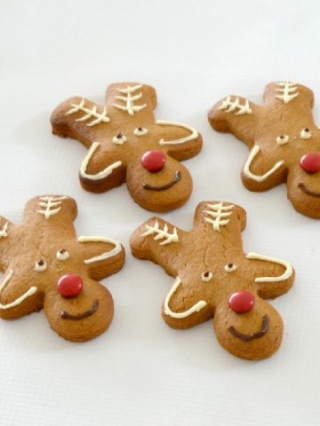 Overhead view of gingerbread reindeer biscuits