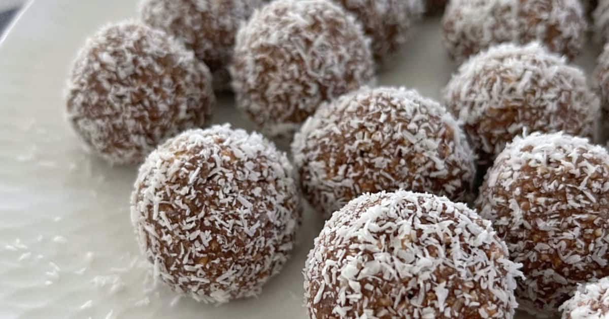 Kid Friendly Rum Balls | 4 Ingredients - Create Bake Make