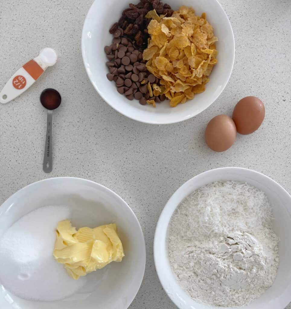Ingredients to make cornflake biscuits