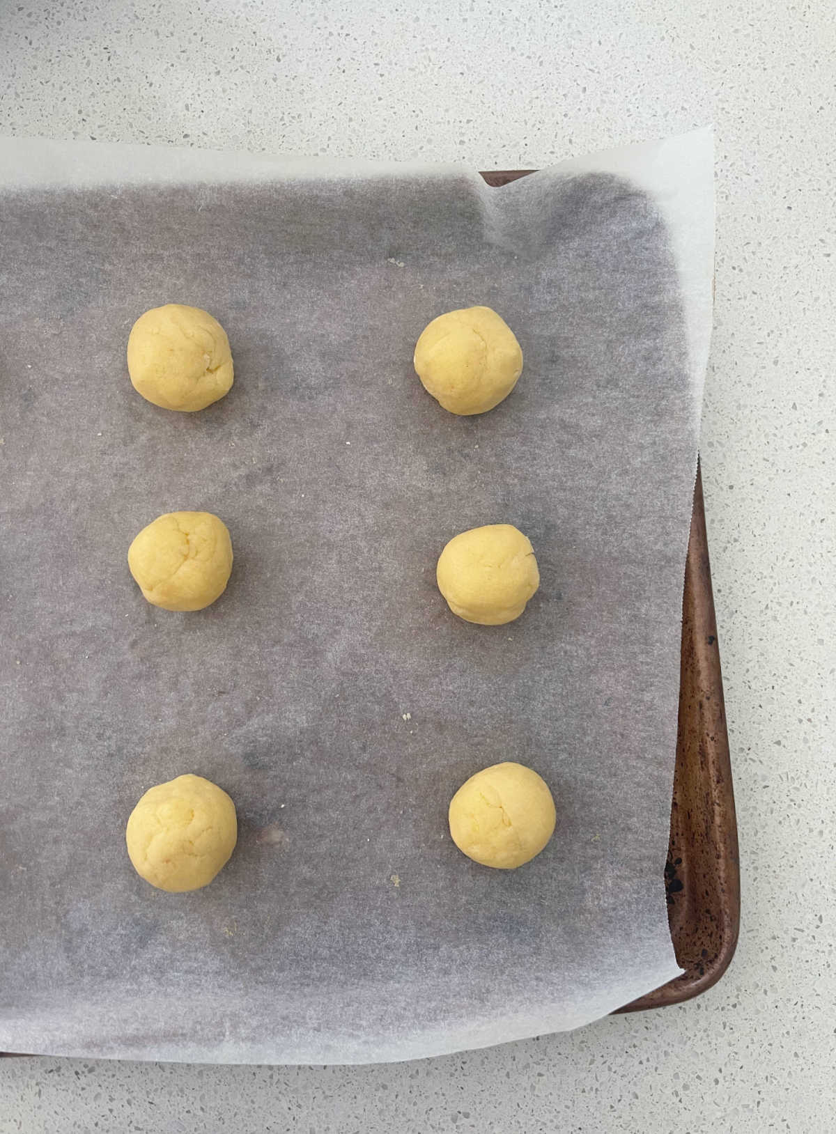 Balls of Vanilla Christmas Cookies dough.