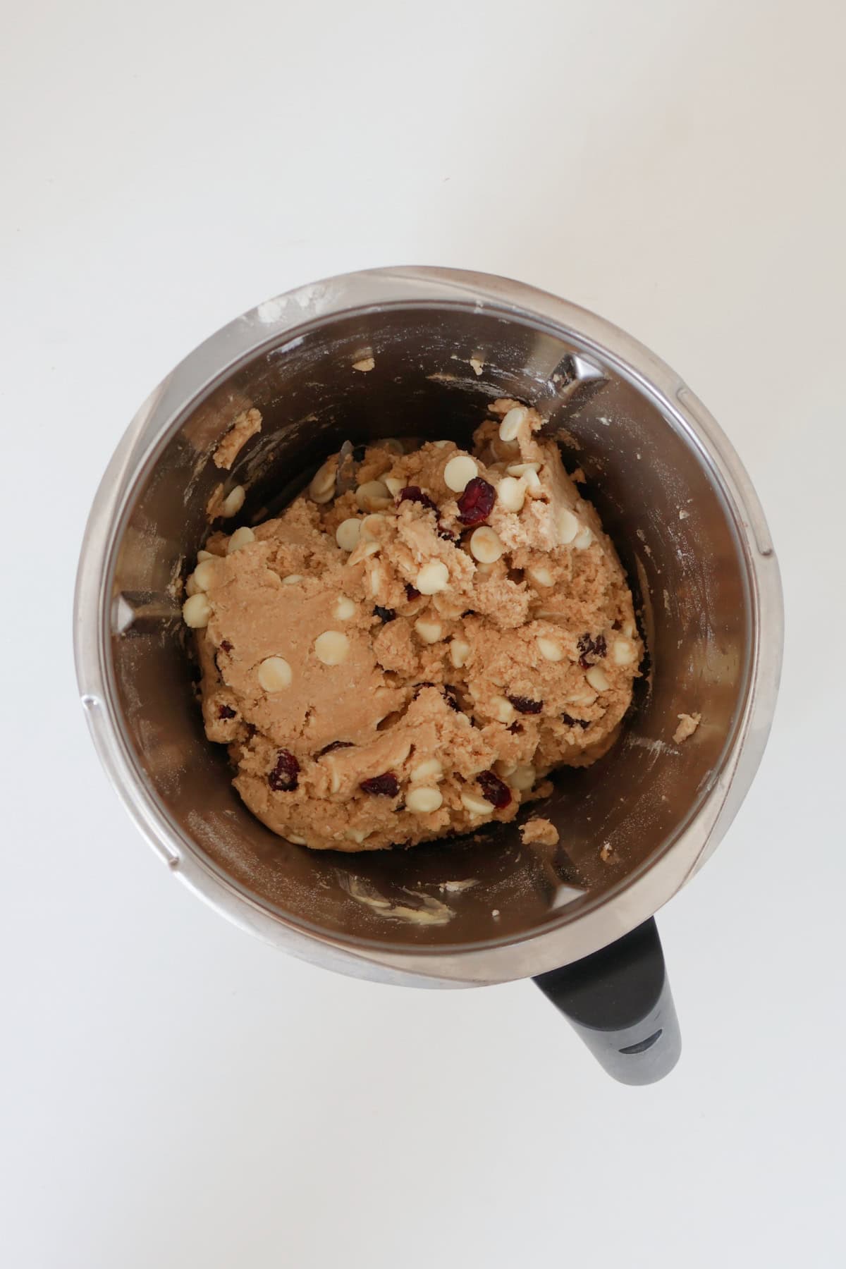 White Chocolate and Cranberry Biscuit Dough in a thermomix.